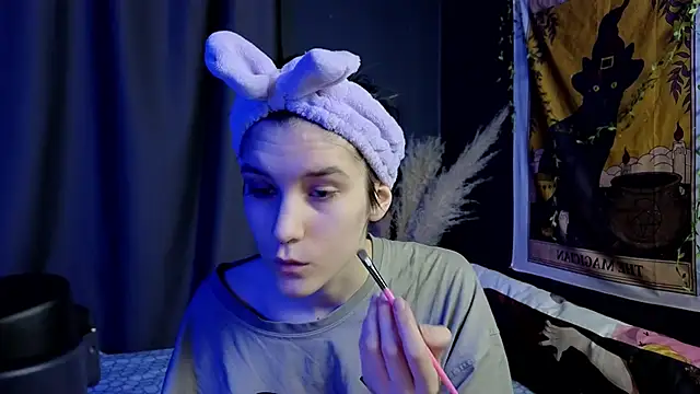 Hyeon Jin online show from February 2025 08:42:02 PM