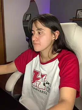 Camila pinkk online show from March 2025 08:31:02 PM