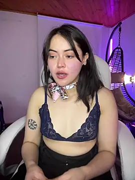 Snapshot of Camila_pinkk chatting on April 2026 01:28:01 PM Camila pinkk online show from April 2026 01:28:01 PM
