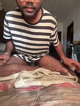 Snapshot of bottomssr chatting on December 2025 03:26:02 AM bottomssr online show from December 2025 03:26:02 AM