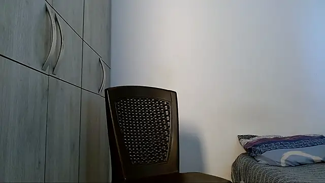 lonelydick2002 online show from March 2026 07:31:01 PM