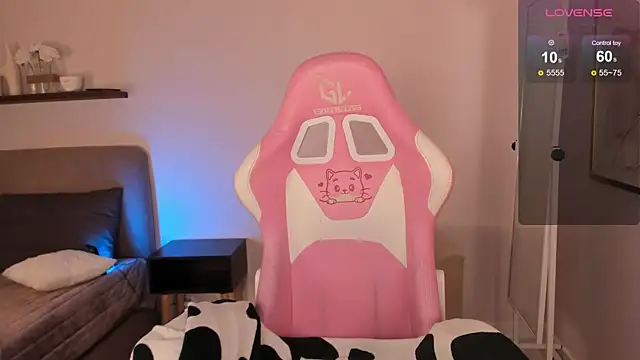 blue nymph1 online show from October 2025 10:01:01 AM