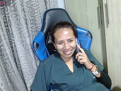 Danielagomez33 online show from April 2026 12:35:01 AM