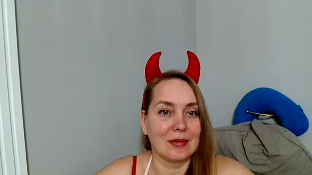 Lolawhite8 online show from March 2025 08:15:02 PM