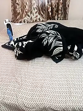 Snapshot of karishma_kappur chatting on February 2025 08:02:02 AM karishma kappur online show from February 2025 08:02:02 AM