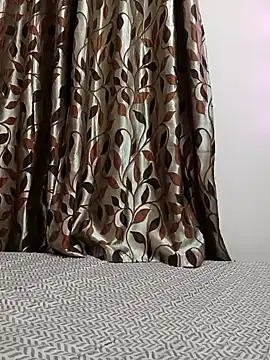 Snapshot of karishma_kappur chatting on February 2025 04:14:02 PM karishma kappur online show from February 2025 04:14:02 PM