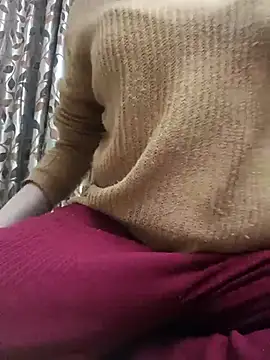 Snapshot of karishma_kappur chatting on February 2025 03:53:01 PM karishma kappur online show from February 2025 03:53:01 PM