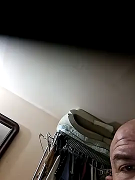 Snapshot of hesjustafriend chatting on May 2026 05:13:01 AM hesjustafriend online show from May 2026 05:13:01 AM