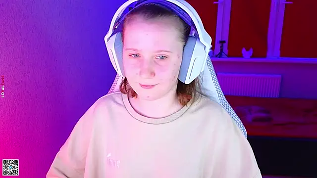 mon lola online show from November 2025 02:49:02 PM