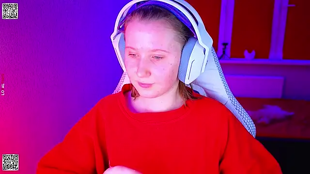 mon lola online show from December 2025 04:57:02 PM