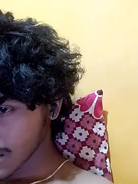 Snapshot of CosmicEmuu chatting on February 2025 07:18:02 PM CosmicEmuu online show from February 2025 07:18:02 PM