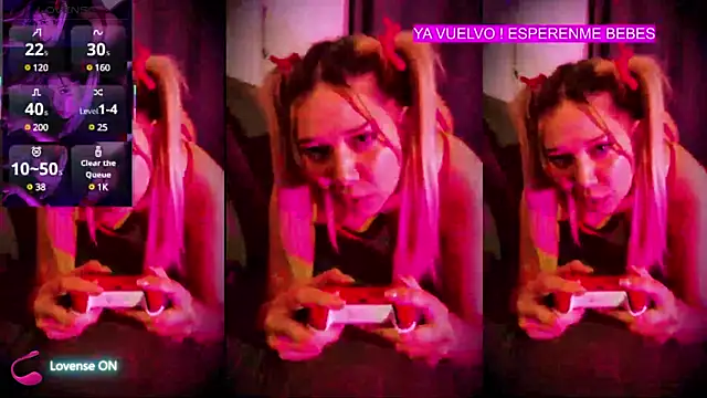 Snapshot of EmilyZoy chatting on February 2025 02:42:02 AM EmilyZoy online show from February 2025 02:42:02 AM