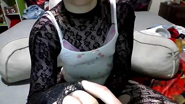 AverageRose online show from March 2025 02:32:01 AM