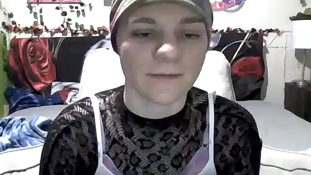 AverageRose online show from March 2025 09:05:02 PM