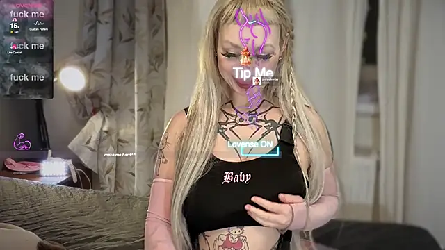 Gloryyaa online show from April 2026 09:41:02 PM