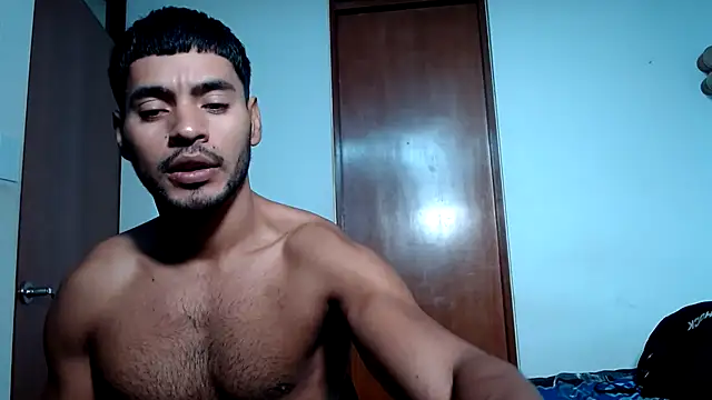 Snapshot of HOTLATINO2025 chatting on May 2026 04:04:02 PM HOTLATINO2025 online show from May 2026 04:04:02 PM
