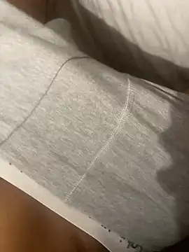 mdnn77 online show from February 2025 12:33:01 PM