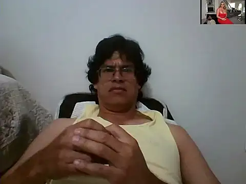 Snapshot of AgneloFly chatting on May 2026 03:15:02 AM AgneloFly online show from May 2026 03:15:02 AM