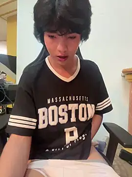 AllanYong18 online show from March 2025 06:08:01 AM