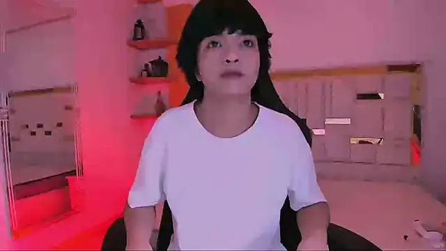 AllanYong18 online show from March 2025 06:50:02 AM