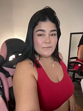 Snapshot of karla_hotgirl chatting on December 2025 02:06:01 AM karla hotgirl online show from December 2025 02:06:01 AM