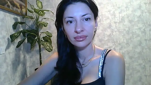 Snapshot of LissaBlossom chatting on July 2026 03:45:01 AM LissaBlossom online show from July 2026 03:45:01 AM