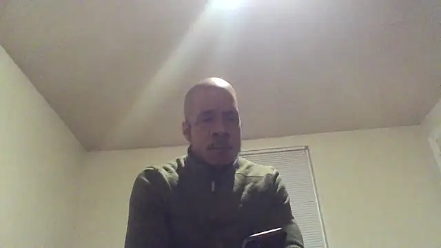 Snapshot of MrDaddyBbSnake chatting on March 2025 11:26:01 PM MrDaddyBbSnake online show from March 2025 11:26:01 PM