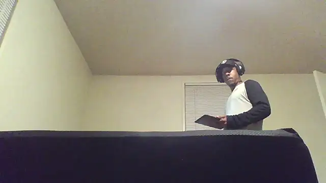 Snapshot of MrDaddyBbSnake chatting on September 2025 11:43:01 PM MrDaddyBbSnake online show from September 2025 11:43:01 PM