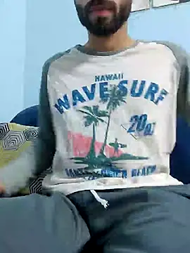 TOPMOON001 online show from February 2025 12:04:02 PM