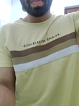 TOPMOON001 online show from September 2025 12:49:02 PM