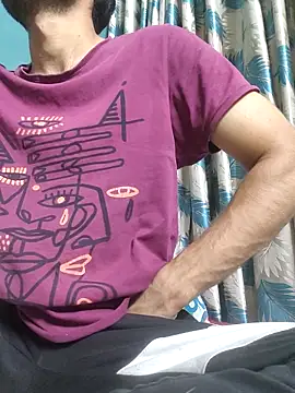 TOPMOON001 online show from April 2026 08:20:02 PM