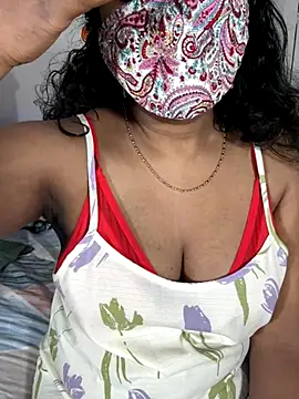 ArathyNambyarMallu online show from November 2025 10:26:01 AM