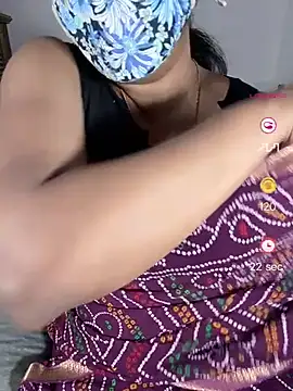 ArathyNambyarMallu online show from April 2026 08:28:02 AM