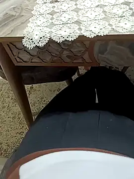 Snapshot of senle12ben chatting on January 2025 03:44:01 PM senle12ben online show from January 2025 03:44:01 PM