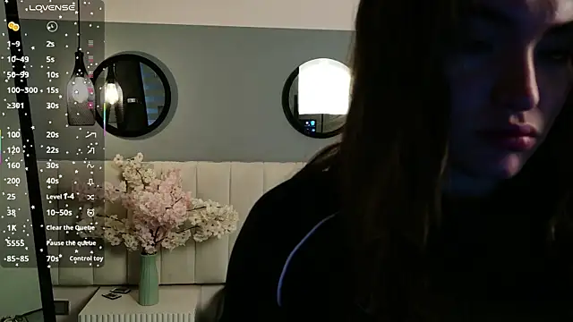 Snapshot of chelsea_bolton_ chatting on July 2026 12:11:01 PM chelsea bolton online show from July 2026 12:11:01 PM