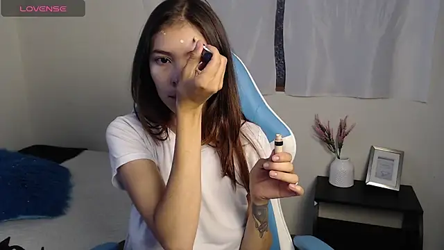 Snapshot of Aleska_Miami chatting on March 2025 03:02:02 PM Aleska Miami online show from March 2025 03:02:02 PM