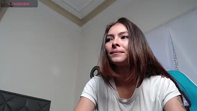 Snapshot of Aleska_Miami chatting on March 2025 06:07:01 PM Aleska Miami online show from March 2025 06:07:01 PM