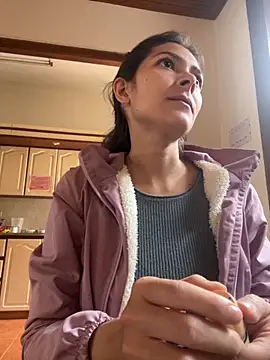 Snapshot of Aleska_Miami chatting on September 2025 01:46:02 PM Aleska Miami online show from September 2025 01:46:02 PM