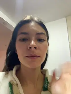 Aleska Miami online show from April 2026 01:55:02 PM