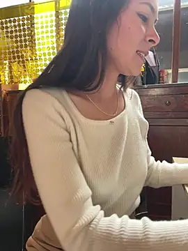 Snapshot of Aleska_Miami chatting on July 2026 08:33:02 PM Aleska Miami online show from July 2026 08:33:02 PM