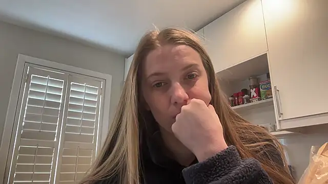 Snapshot of Ella-82 chatting on February 2025 06:15:02 PM Ella-82 online show from February 2025 06:15:02 PM