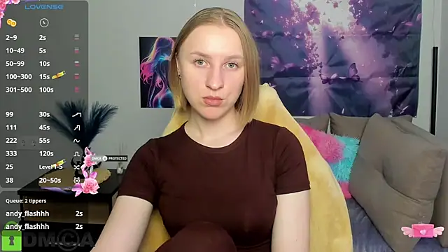 Snapshot of BeautyBlondy chatting on May 2026 12:11:01 PM BeautyBlondy online show from May 2026 12:11:01 PM