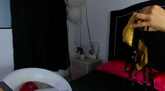 Cleo Hott online show from February 2025 04:03:02 AM