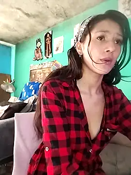 Cleo Hott online show from November 2025 01:10:02 PM