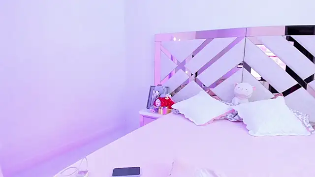 Snapshot of trissha_xk1 chatting on May 2026 01:39:01 PM trissha xk1 online show from May 2026 01:39:01 PM