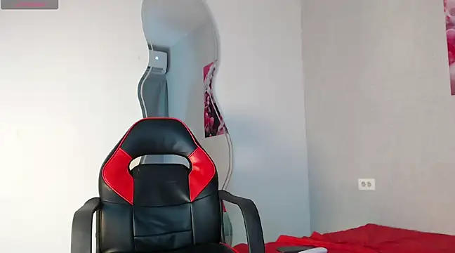 kyam adams online show from February 2025 08:58:02 PM