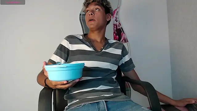 kyam adams online show from March 2025 07:58:02 PM