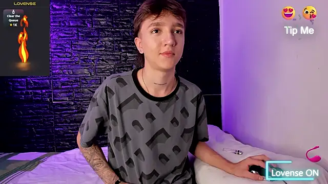 jeremy salvatore online show from March 2025 05:52:01 AM