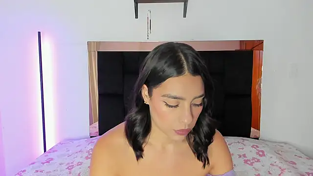 Carorosse online show from December 2025 08:14:01 PM