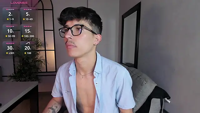 Snapshot of tim__fox chatting on March 2026 11:38:02 AM tim fox online show from March 2026 11:38:02 AM